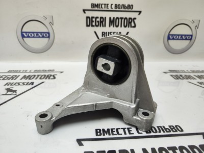 Опора ДВС верхняя VOLVO S60, V70II, XC70, S80, XC90 \\ HUTCHINSON 524824