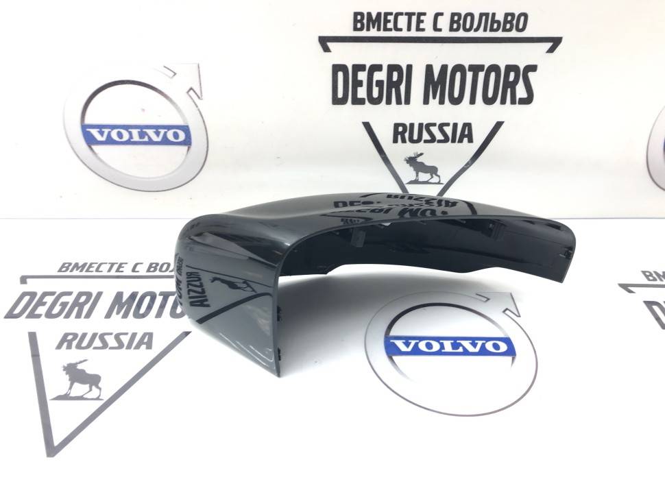 Крышка зеркала правого Вольво ХС60 (14-) \\ VOLVO Original 39821930