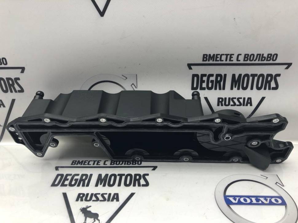 Корпус бачка рециркуляции картерных газов Вольво \\ B6304Txx, B6324Sxx \\ VOLVO Original