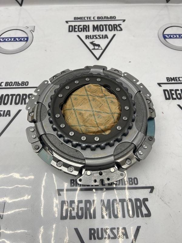 Комплект сцепления Audi A3 \\ 1.8 TFSI \\ Luk 602000100