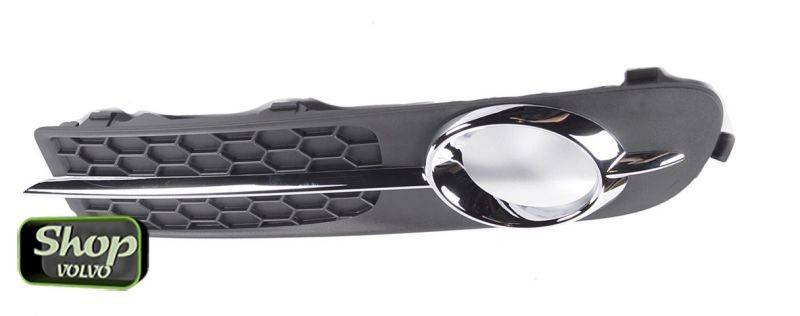 30790917 Решетка бампера хром без партроников правая.jpg