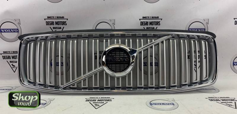 Решетка радиатора Вольво XC90 II \\ под камеру \\ SWparts SW31425936