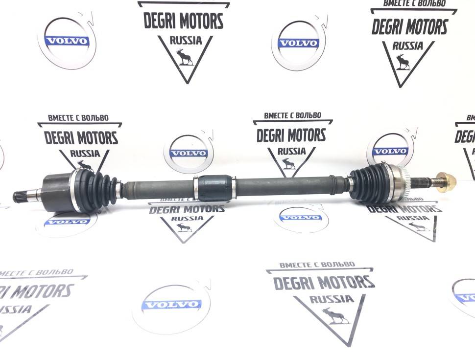 Приводной вал передний, правый VOLVO C30, S40 II, V50 \\ GParts VO8251547