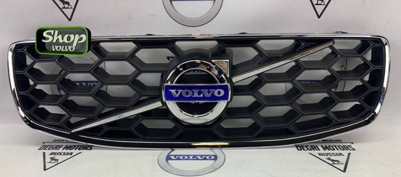 Решетка радиатора с эмблемой Вольво ХС70 II с 2014 года \\ CH 175000- \\ SW31383753