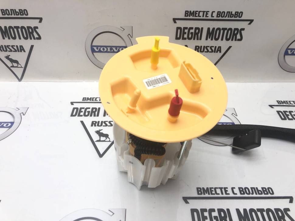 Насос топливный Volvo S60 II, S80 II, XC70 II, XC60 \\ VOLVO Original 31274669