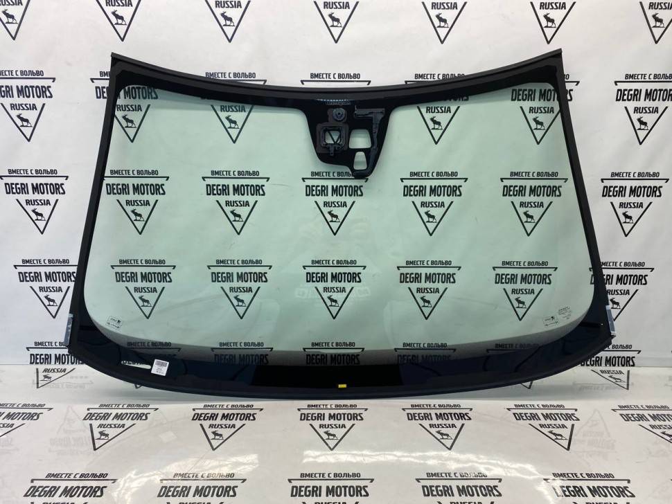 Стекло лобовое с установочным к-том VOLVO S80 II, V70 III, XC70 II \\ VOLVO Original 31298749