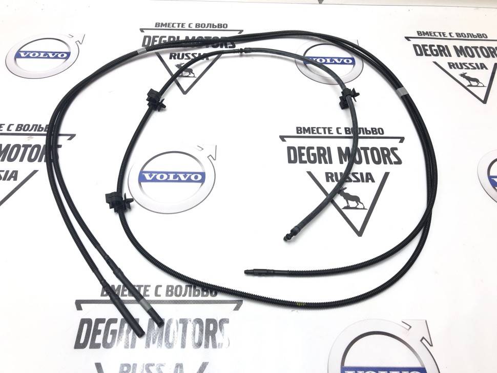 Шланг омывателя лобового стекла \\ VOLVO Original 31425851
