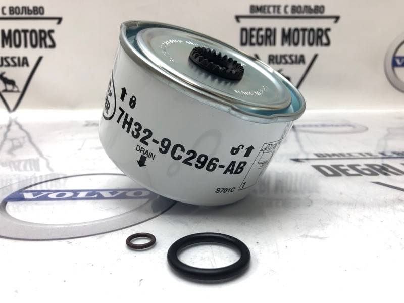 Фильтр топливный 3,6 2,7 3.0TD \\ LAND ROVER LR009705