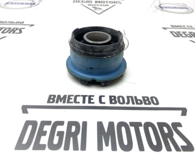 Сайлентблок переднего подрамника VOLVO S60 S80 XC70 XC90 \\ VOLVO Original 8678497
