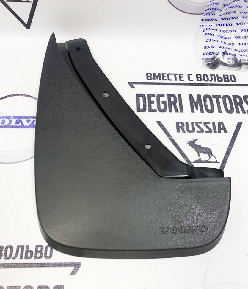 Комплект задних брызговиков Вольво XC40 \\ 2 шт \\ VOLVO Original 32321857