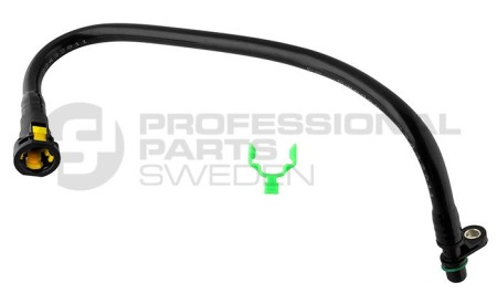 Шланг маслянного охладителя (выпуск) Вольво C30, S40 II \\ PRO PARTS 22432911