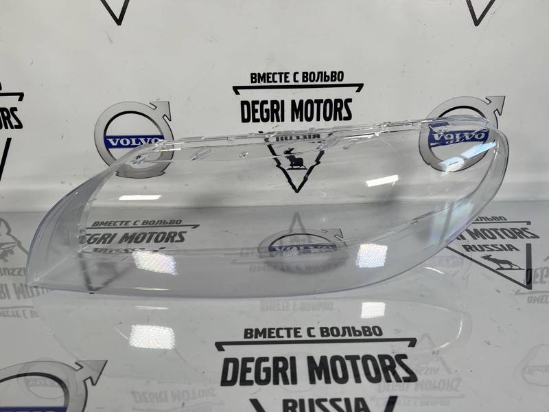 Стекло для левой фары VOLVO S80 II, XC70 II, V70 III \\ SWParts SW31353538