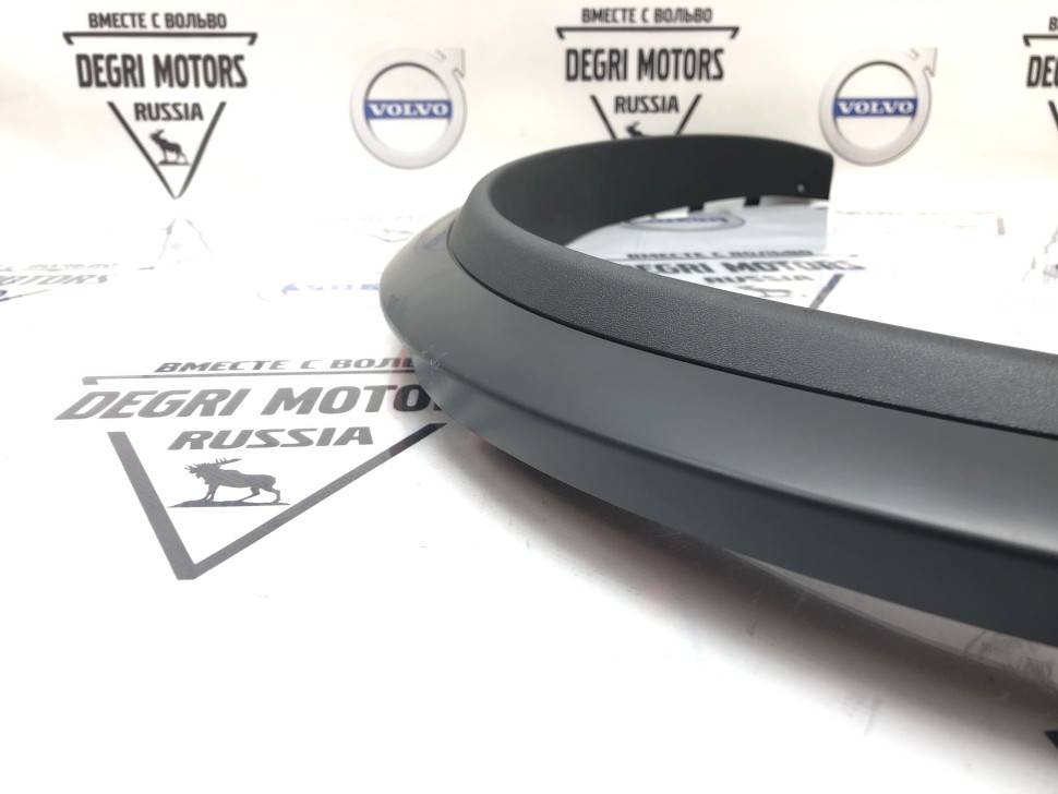 Расширитель колесной арки задней левой Volvo XC90 \\ VOLVO Original 39882660