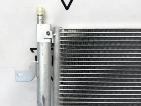 Радиатор кондиционера VOLVO S60, S80, XC70 \\ с 2005 г.в. \\ SW Parts SW31267200