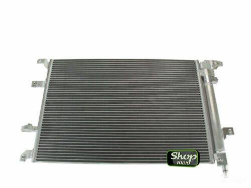Радиатор кондиционера VOLVO S60, S80, XC70 \\ с 2005 г.в. \\ VOLVO Original 31267200