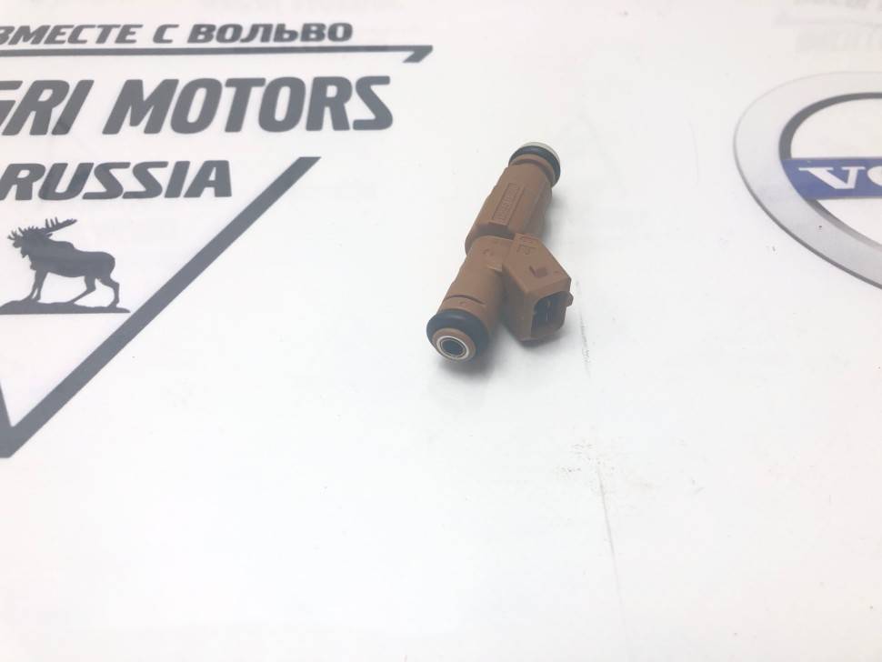 Форсунка бензиновая S60/80/V70/XC 99-09, S/V70 99-00 Турбо \\ BOSCH 0 280 155 831