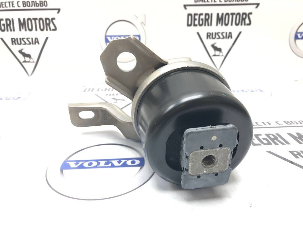 Опора двигателя правая VOLVO S60 II, V70 III, XC70 II, S80 II, XC60 \\ B6304Txx, B6324Sxx \\ VOLVO Original 31257674