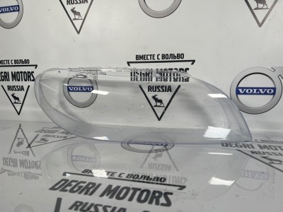 Стекло для правой фары VOLVO S80 II, XC70 II, V70 III \\ SW-Parts SW31353539