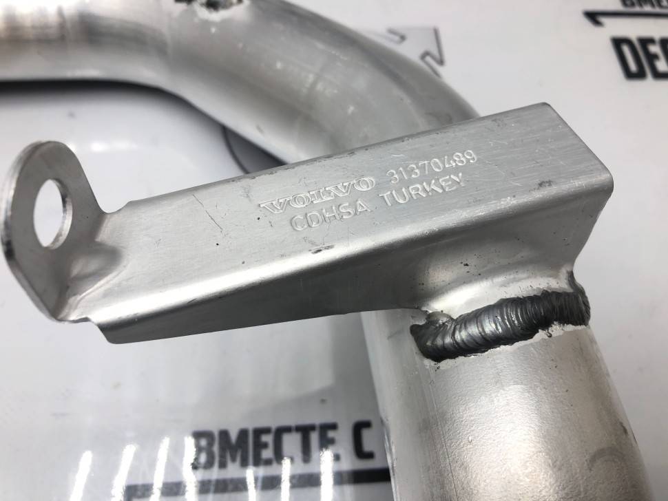Патрубок воздуха интеркулера Volvo S60 II, S80 II, XC60, XC70 II \\ VOLVO Original 31370489