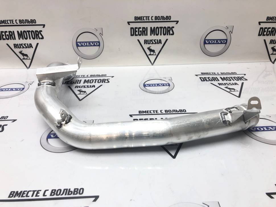 Патрубок воздуха интеркулера Volvo S60 II, S80 II, XC60, XC70 II \\ VOLVO Original 31370489