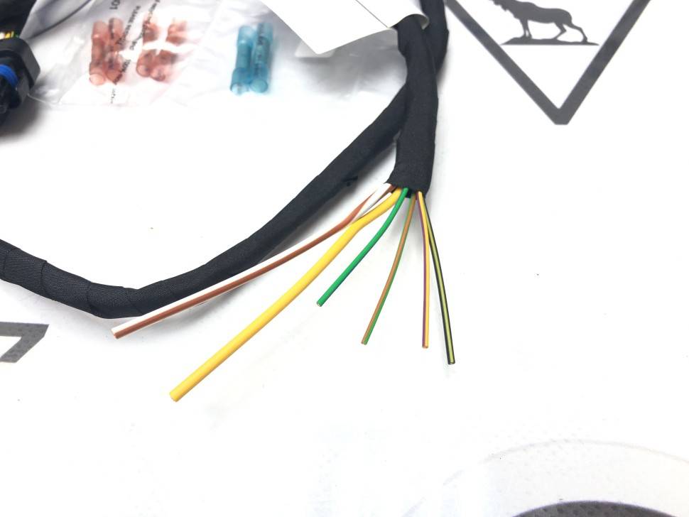 Ремонтный комплект разъема топливного насоса VOLVO S60 II, XC60, S80 II, XC70 II \\ PRO-PARTS 23437237