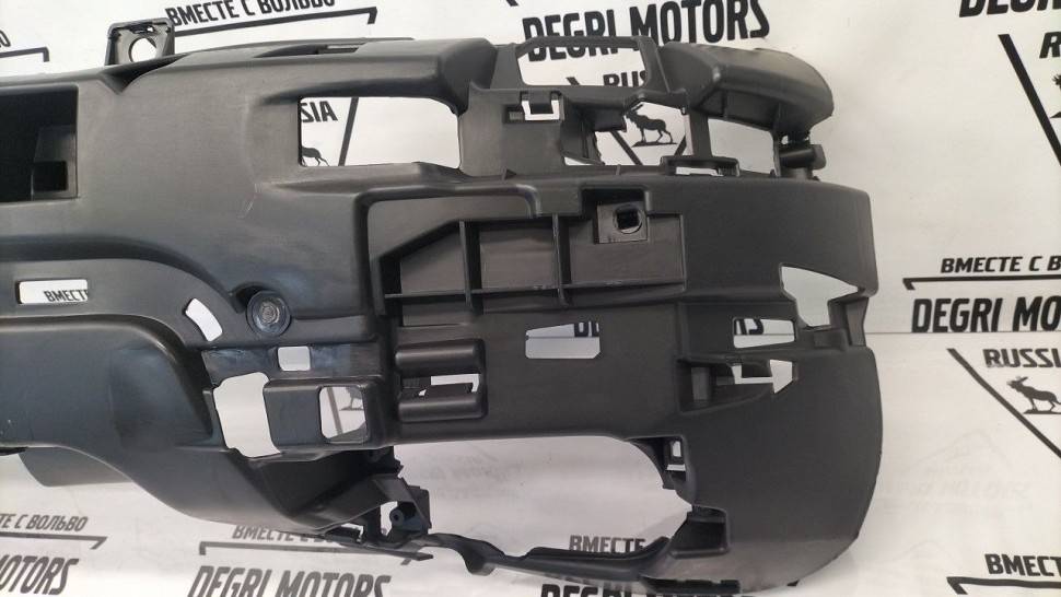 Пластиковый усилитель переднего бампера Вольво ХС90 \\ 2007-2014 \\ SWPARTS SW30796614