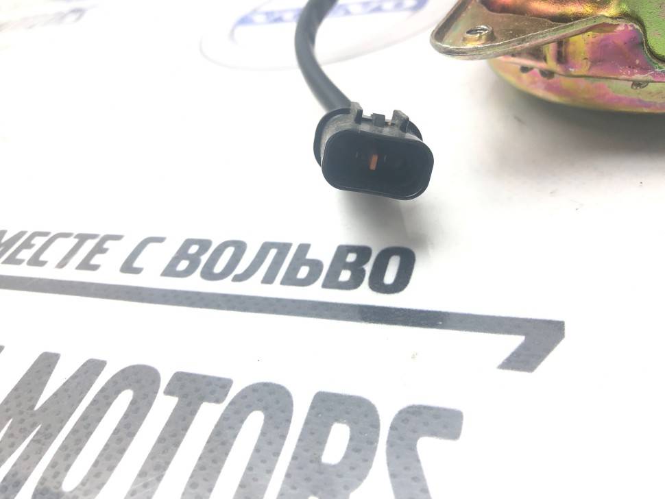 Мотор вентилятора охлаждения двигателя Volvo S40, V40 (-2004) \\ VOLVO Original 30862190