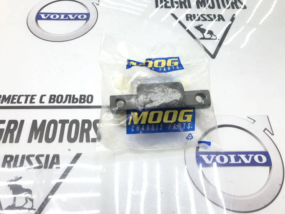 Сайлентблок рычага переднего передний \\ VOLVO S60 (-2009), S80 (-2006), V70 P26, XC70 (2001-2007) \\ MOOG VVSB0424