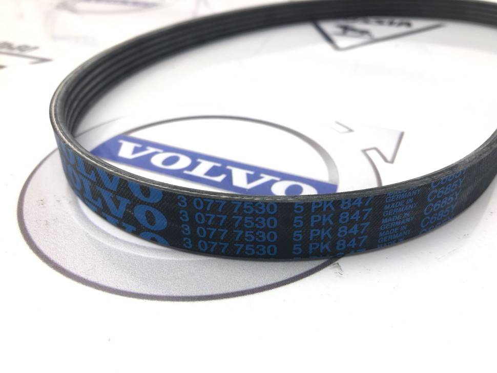 Приводной ремень компрессор-коленвал VOLVO S40 II, C30, V50, С70 \\ VOLVO Original 30777530