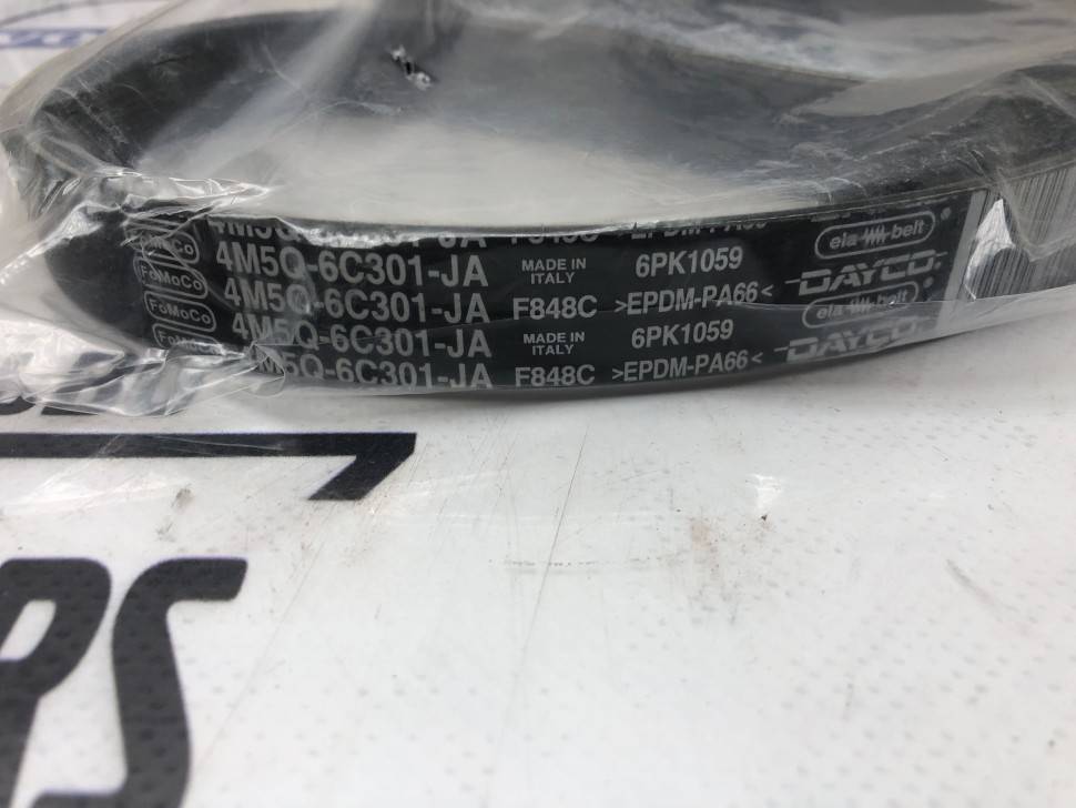 Ремень генератора Вольво S40 II, C30, V50 \\ B4164S3 \\ VOLVO (Original) 30650847