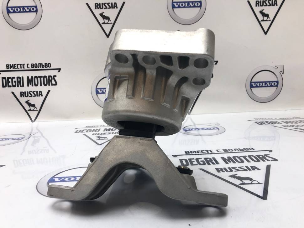 Опора двигателя правая Вольво S60 II, V60, S80 II, V70 III, XC60 \\ VOLVO Original 31262708