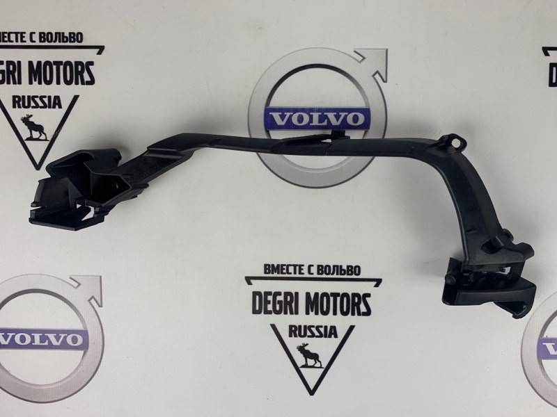 Кроншейн переднего бампера правый VOLVO XC90 II SWParts SW31383680