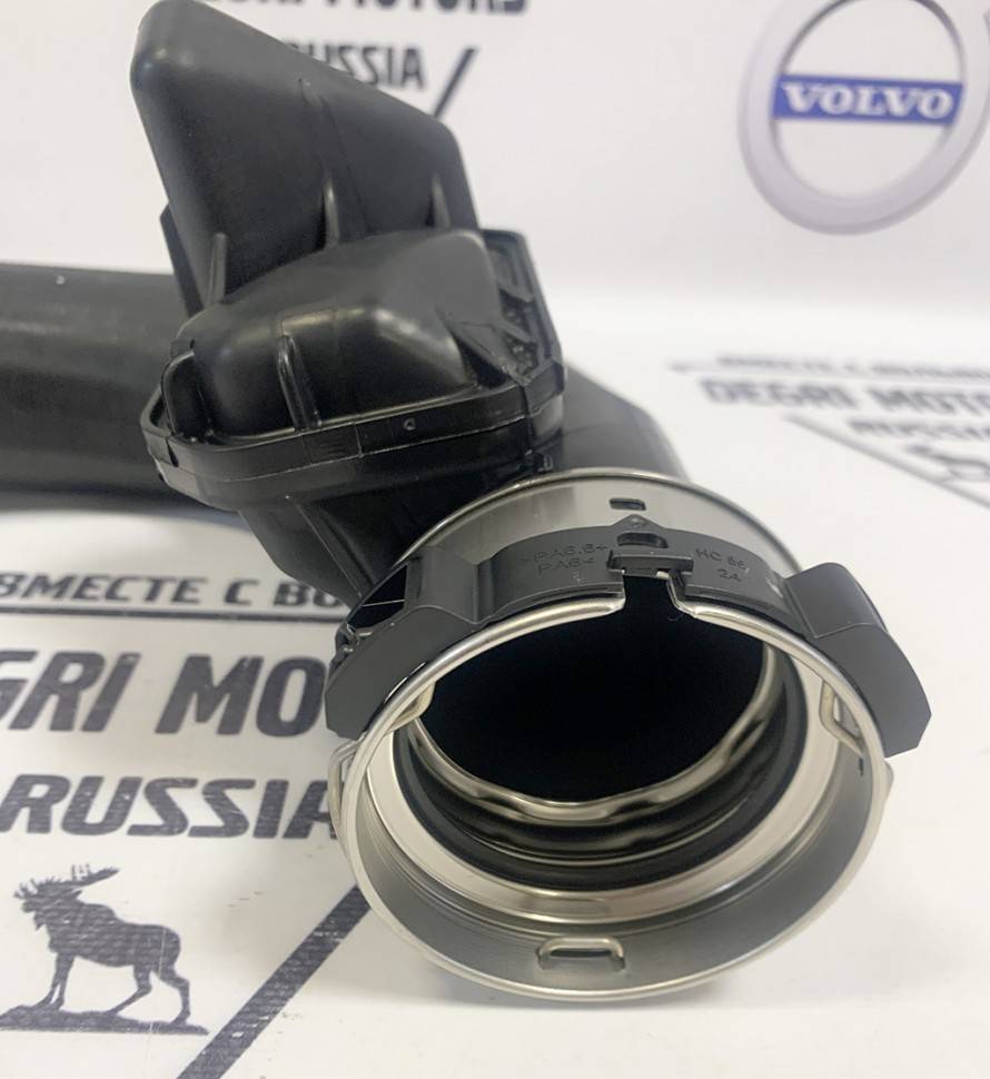 Резонатор интеркуллера Вольво XC90 II, XC60 II, XC40 \\ VOLVO Original 32325480