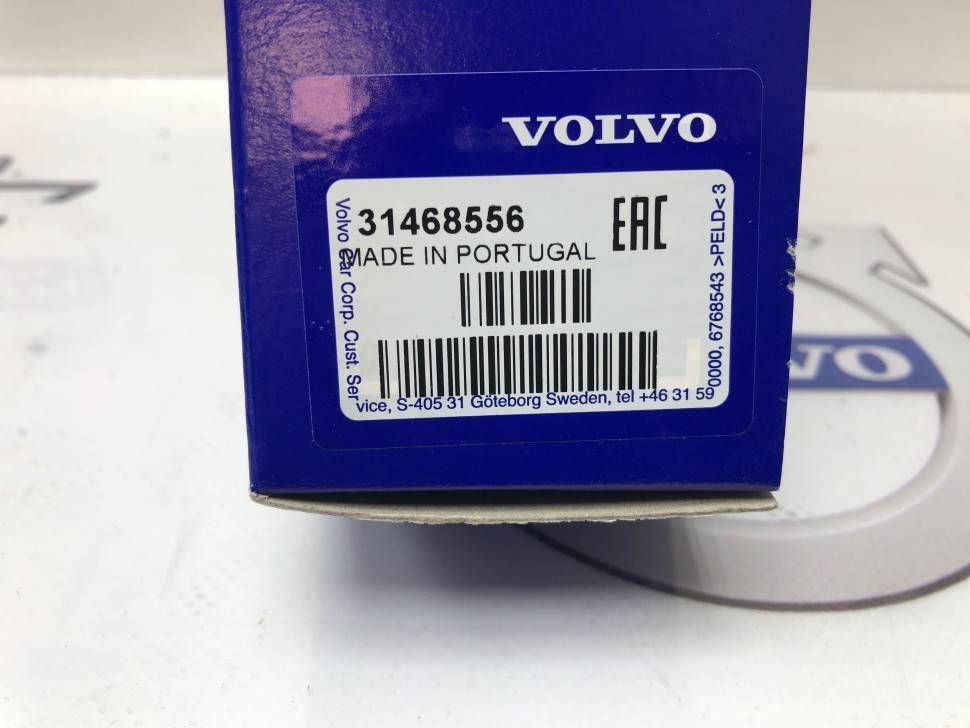 Отражатель заднего бампера левый VOLVO XC90 II \\ VOLVO Original 31468556