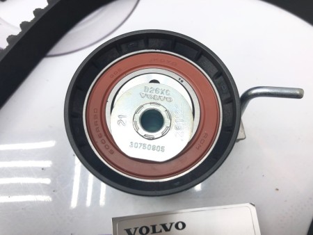 Комплект ремня ГРМ Вольво C30, S40 II, V50 \\ B4164Sx \\ VOLVO Original 31368073