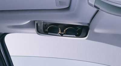 Очешник \\ VOLVO S60,V70 \\ VOLVO (original) 30740471