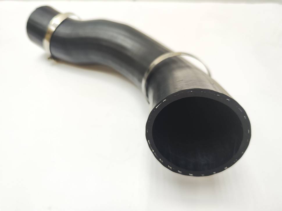 Шланг наддува воздуха VOLVO S60 II, S80 II, XC60, XC70 II \\ ZIKMAR Z69194R