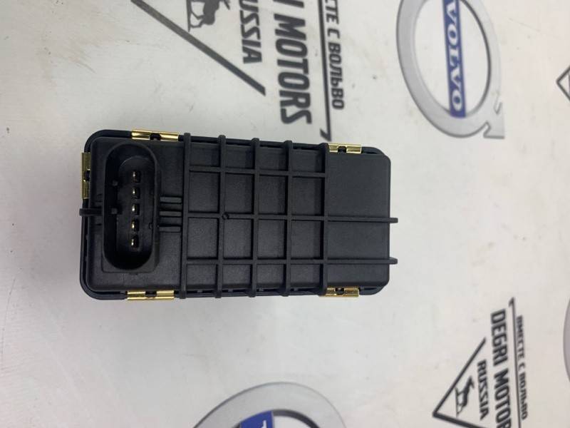 Актуатор турбины Вольво XC90 2.4 дизель \\ D5244T4 \\ SWParts G-026