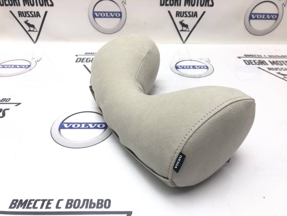 Подушка подголовник для отдыха VOLVO S90 II, V90 II, XC40, XC60 II, XC90 II \\ VOLVO Original 31470561