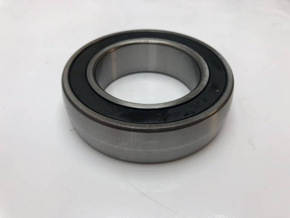 Подшипник правого привода Volvo C30, C70 II, S40 II, S60 II, S80 II, XC60 \\ GParts VO30757375