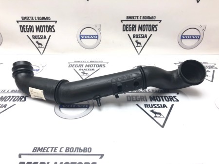 Патрубок турбонаддува ​Volvo S60, V70 II, XC70 \\ VOLVO Original 31101214