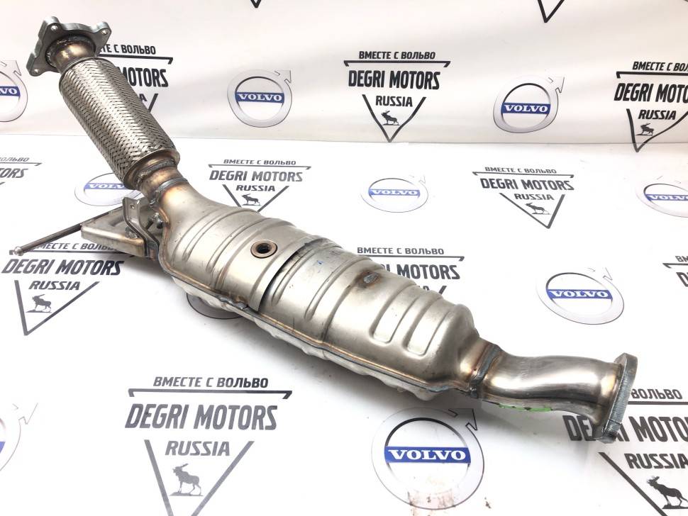 Каталитический нейтрализатор Вольво S60, S80, V70 II \\ B5244S, B5244S2 \\ VOLVO Original
