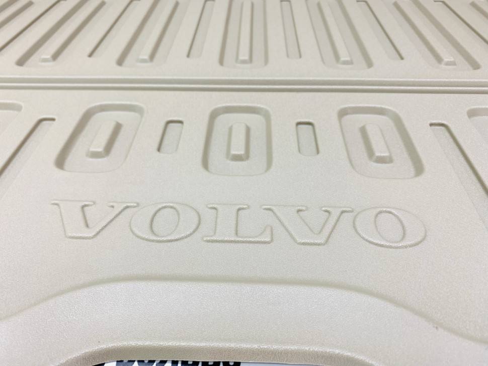 Ковер в багажник светлый XC60 Вольво \\ VOLVO Original 39851595