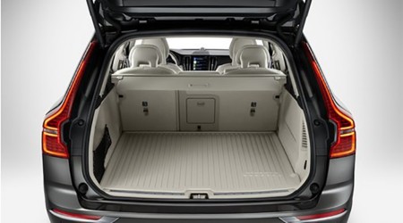 Коврик багажника бежевый VOLVO XC60 II \\ синтетический \\ VOLVO Original 31470729