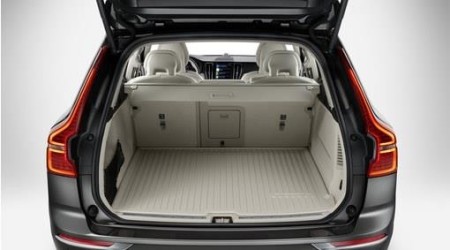 Коврик багажника бежевый VOLVO XC60 II \\ синтетический \\ VOLVO Original 31470729
