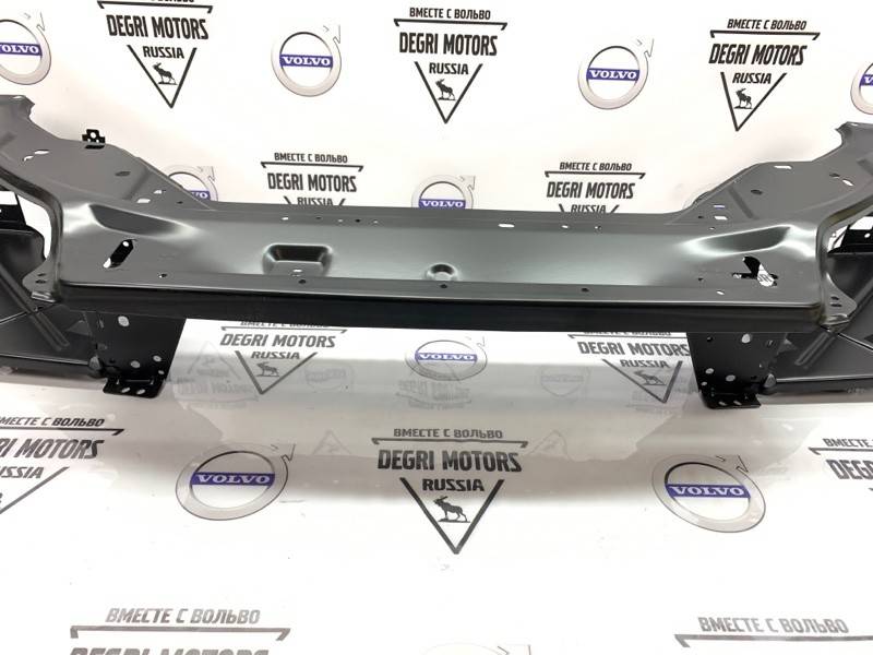 Передняя панель VOLVO S80 II, V70 III, XC70 II \\ SW-Parts SW31335558