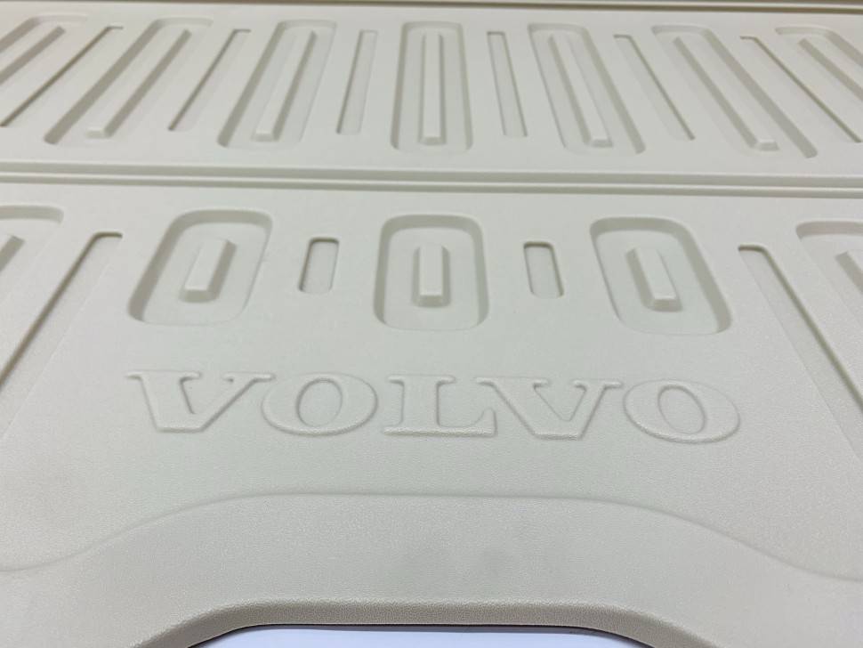 Коврик в багажник (резина) светлый Вольво XC60 \\ VOLVO (Original)