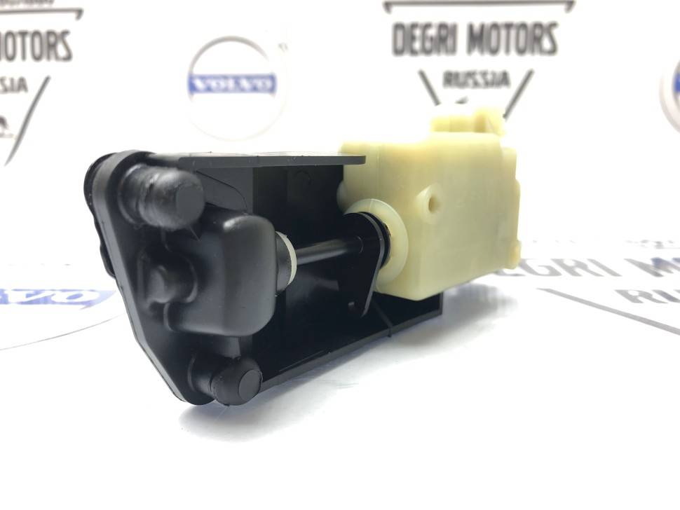 Замок лючка топливного бака Volvo S60, S80, V70 II, XC70, XC90 \\ VOLVO Original 30612856