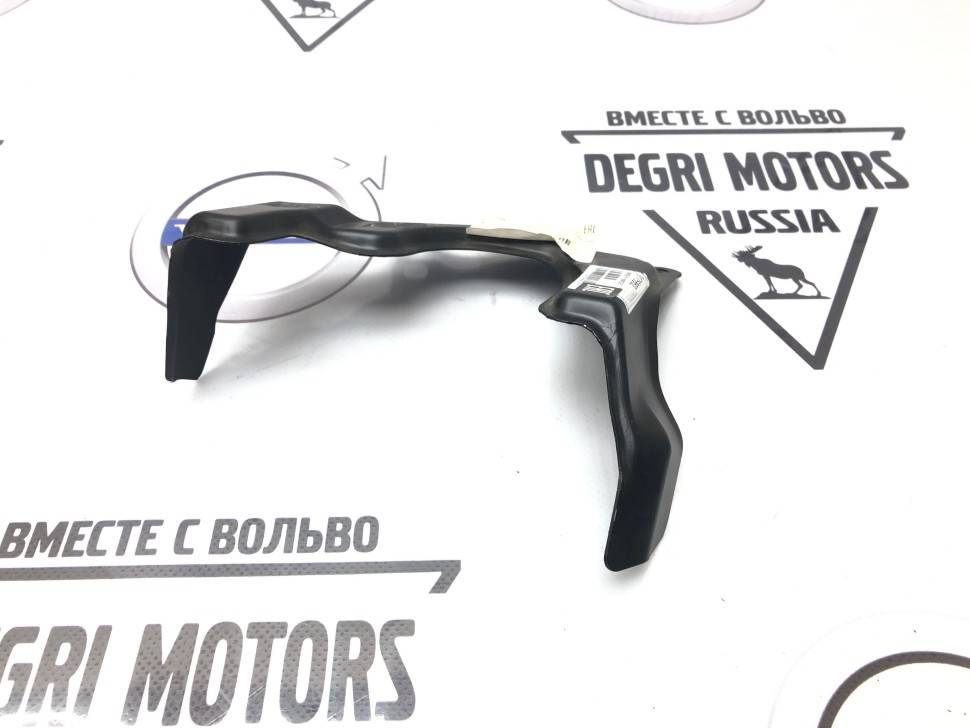 Панель под фару кронштейн внешний правый S60, V70 II, V70XC, XC70 \\ VOLVO Original 9175862