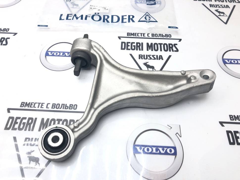 Рычаг передний левый VOLVO V70/XC70 02- \\ LEMFORDER 36707 01